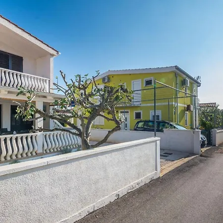 Apartamento Poslon